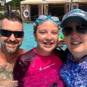 Meet your Posher, Ami